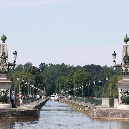 Les Champs Cernoy-en-Berry Exterior foto